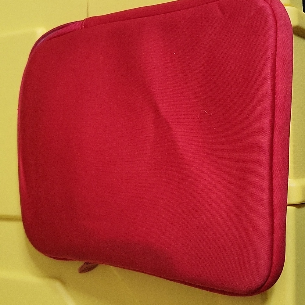 Table Case - Picture 3 of 4